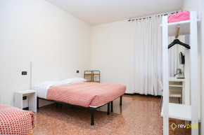 Lia Rooms 3 La Spezia